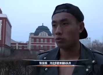 穿3天胶衣体罚自己憋尿的方法