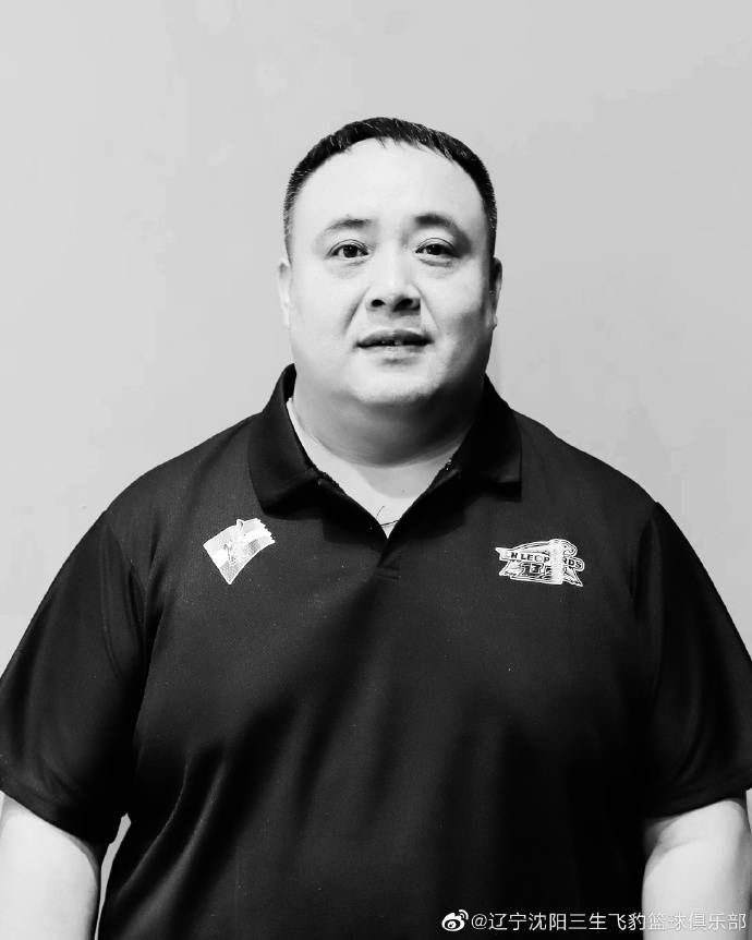 胡丽的挠脚心视频丨vk