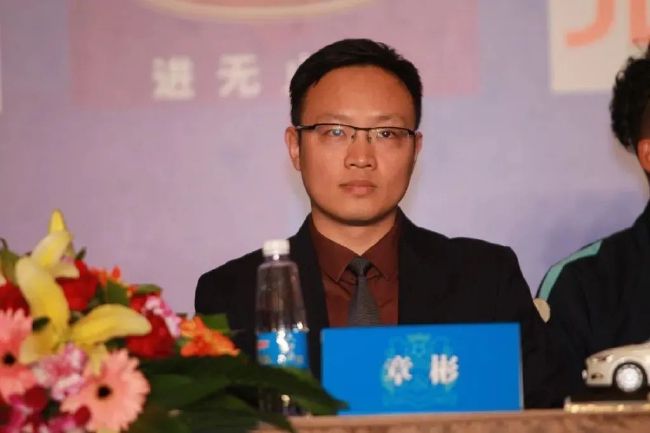 亚洲一区二区综合