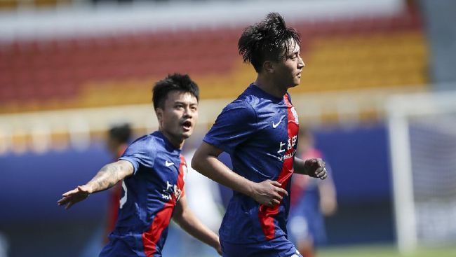 男女猛烈无遮挡免费视频