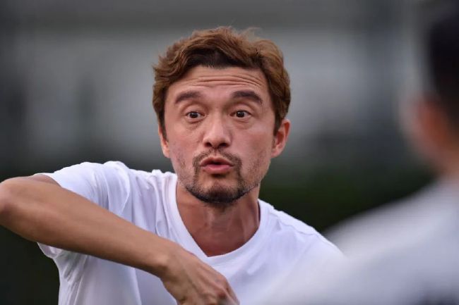 女生扒开让我捅