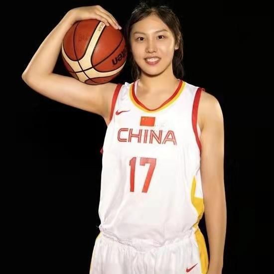 摩尔旅馆女士