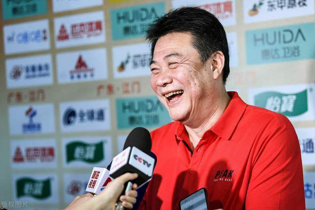 少妇啪啪姿势不断呻吟动漫