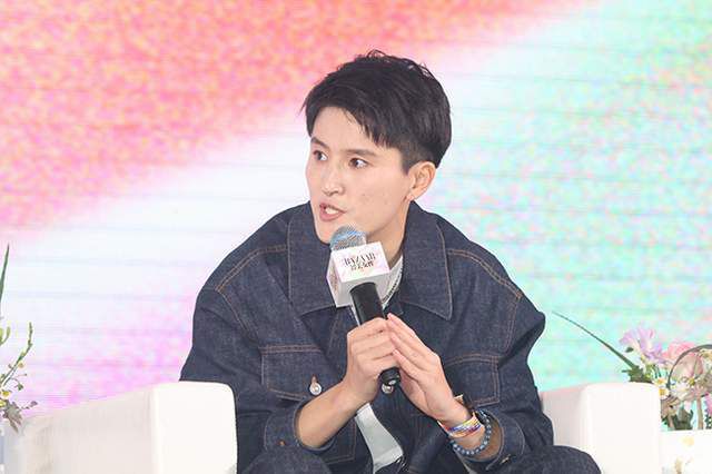 gay同性戒尺打屁股男男在线观看